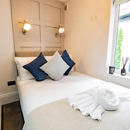 Modern Studio-rathmines-kitchen, Wifi & Washer Apartment *