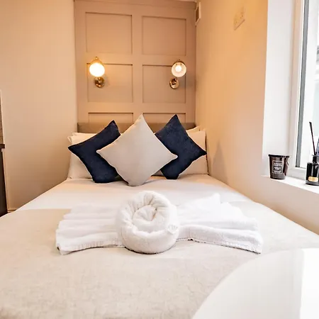 Modern Studio-rathmines-kitchen, Wifi & Washer Dublin