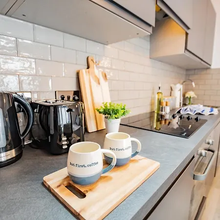 Modern Studio-rathmines-kitchen, Wifi & Washer * Dublin