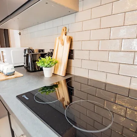 Modern Studio-rathmines-kitchen, Wifi & Washer Apartment *